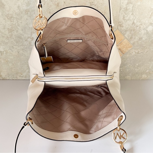 Michael Kors Christina LG Shoulder Bag Light Cream main image 7